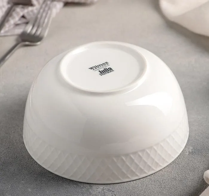 Set of 6 Julia Porcelain 31 Oz. Bowls