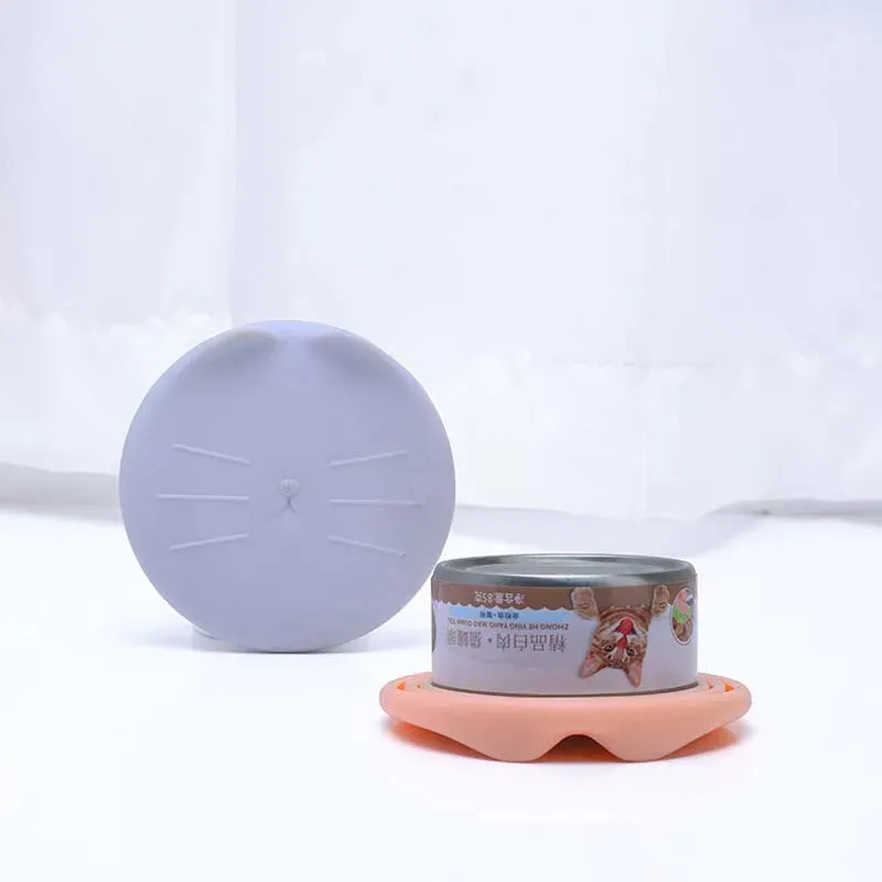 Silicone Pet Food Can Lid with Integrated Spoon
